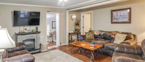 House (2 Bedrooms) | Front of property