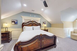 Apartment (3 Bedrooms) | Interior - 3BR Apartment Near Holyoke Medical Center & Office (Holyoke)