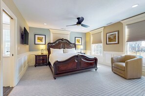 Apartment (3 Bedrooms) | Interior - 3BR Apartment Near Holyoke Medical Center & Office (Holyoke)