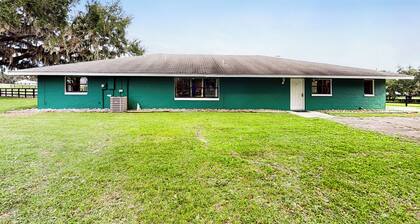 Charming Two Springs Farm Guesthouse!
