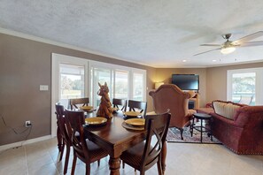 Interior - Charming Two Springs Farm Guesthouse! (Micanopy)