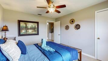 Apartment (1 Bedroom) | Interior