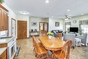 House (1 Bedroom) | Interior - Near Amish Country & Shipshewana: Grill & Patio! (Millersburg)