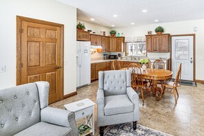 House (1 Bedroom) | Interior - Near Amish Country & Shipshewana: Grill & Patio! (Millersburg)