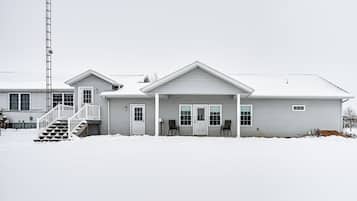 House (1 Bedroom) | Front of property