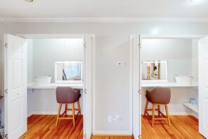 Nhà (4 Bedrooms) | Nội thất