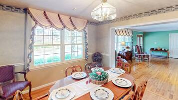 Nhà (4 Bedrooms) | Nội thất