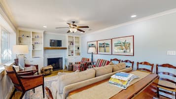 House (1 Bedroom) | Interior