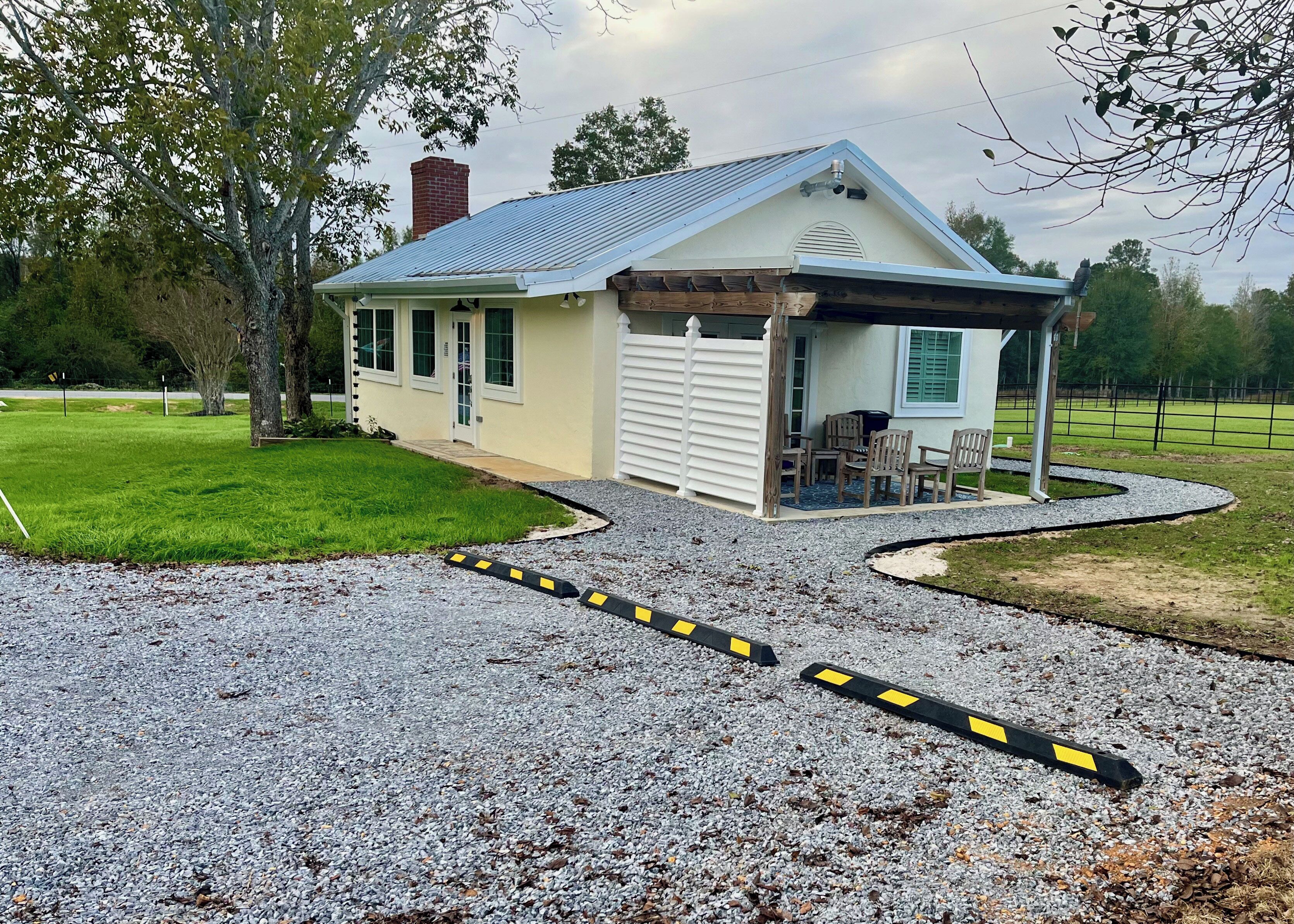 House (1 Bedroom) | Interior