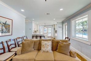 Interior - Dairy Cottage w/ Scenic Views, Outdoor Grilling (Tylertown)