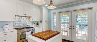 Dairy Cottage w/ Scenic Views, Outdoor Grilling