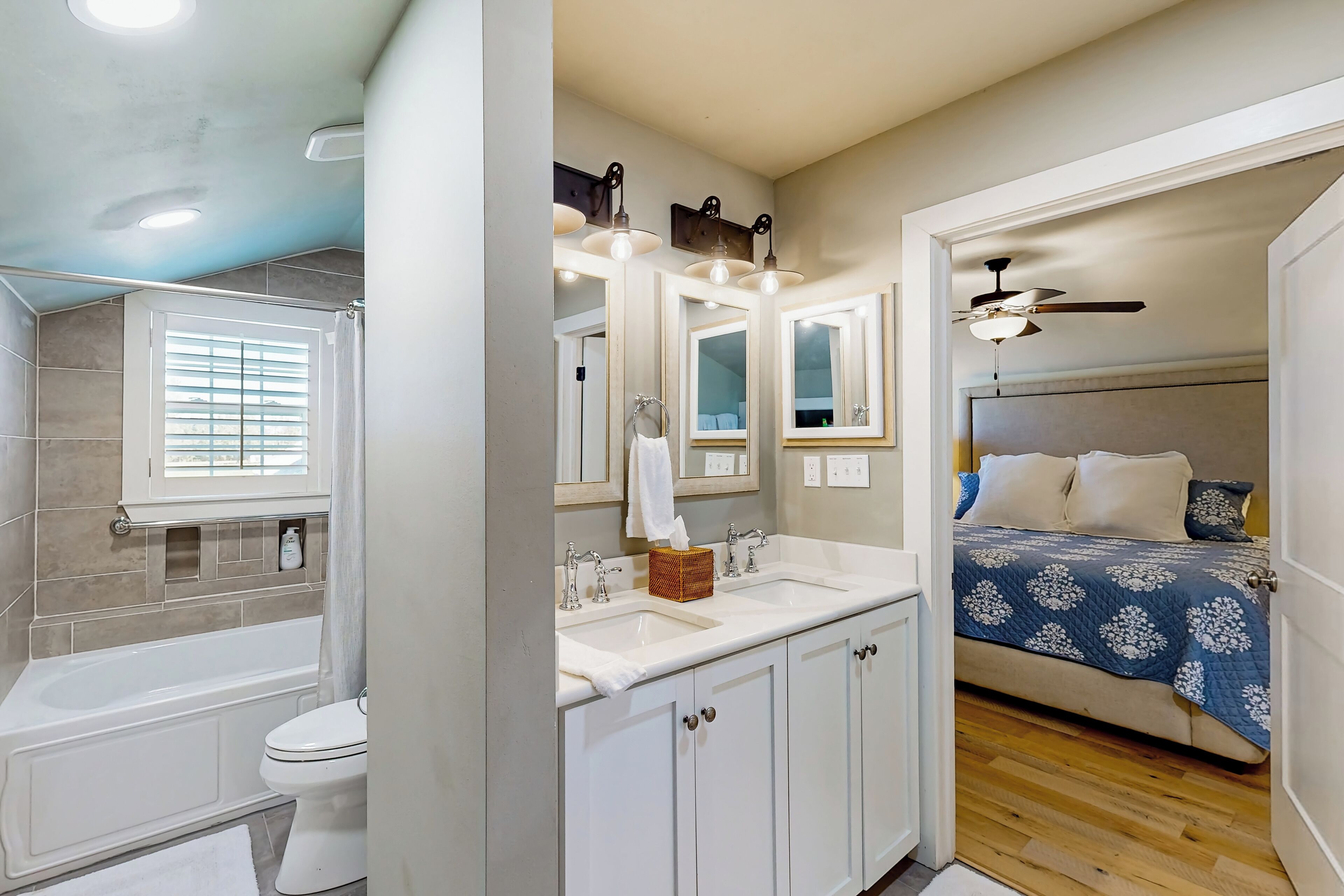 House (2 Bedrooms) | Interior