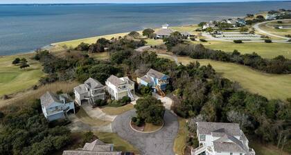 Sunsets, Charming, Oceanfront Community Pool, Sound Access, NH0128