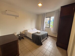 Apartamento básico | 3 quartos, Wi-Fi de cortesia
