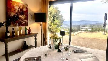 Villa Deluxe, salle de bains attenante, vue montagne (Villa des CĂšdres) | Restaurant