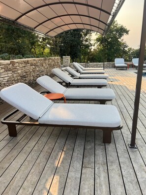 Villa Deluxe, salle de bains attenante, vue montagne (Villa des Cèdres) | Piscine extérieure