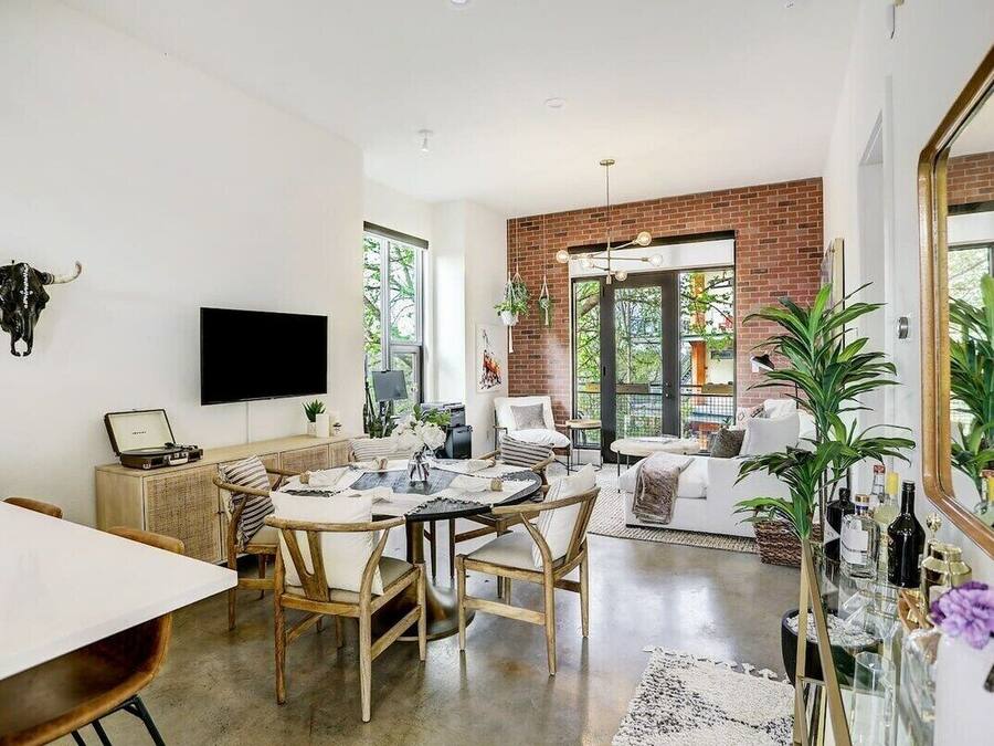 Casa, bagno privato (Lamar Treehouse) | Ristorante