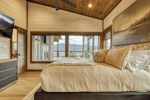 4 chambres, fer et planche à repasser, Wi-Fi gratuit, draps fournis