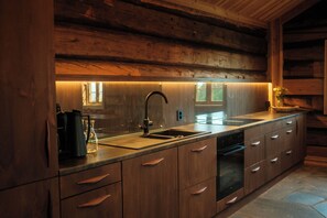 Design-hus - bjergudsigt | Privat køkken | Højstol