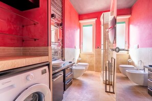 Regadera y bidet 