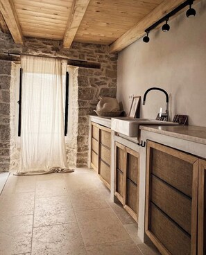 Interior - Villa Olivi – Nature Escape & Authentic Istrian Experience Near Motovun (Brkač)