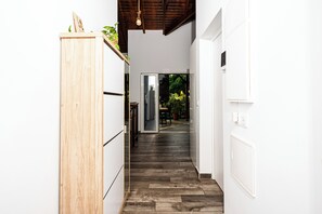 Interior - La Kaz Zen- Cosy house with garden (Les Abymes)