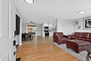 House, 4 Bedrooms | Living area | Smart TV, streaming services - New! Quiet Retreat Near Opryland & Airport (Nashville)