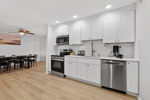 House, 4 Bedrooms | Private kitchen | Fridge, oven, coffee/tea maker, electric kettle - New! Quiet Retreat Near Opryland & Airport (Nashville)
