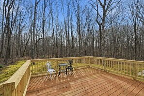 House, 3 Bedrooms | Property grounds - Manassas Comfort Cozy 3br Family Home 3 Bedroom Home (Manassas)