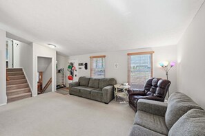 하우스, 침실 3개 | 거실 공간 | 스마트 TV