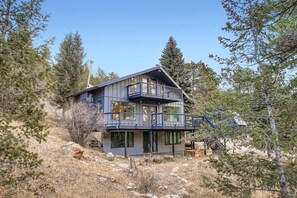 Villa, 3 Bedrooms | Exterior - Cold Springs Retreat 3 Bedroom Villa (Boulder)