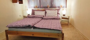 Room - Adorable 1-bedroom studio in charming Jihomoravský kraj (Jihomoravský kraj)