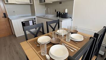 Apartment | Dining