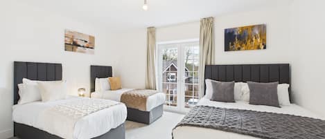 4 bedrooms, iron/ironing board, travel crib, free WiFi