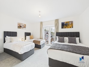 4 bedrooms, iron/ironing board, travel cot, free WiFi