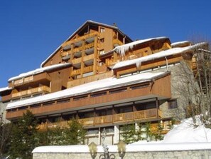 Exterior - 3-Room Apartment in Méribel Center with Parking and WiFi (Méribel)