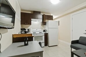 Een magnetron, een oven, een kookplaat