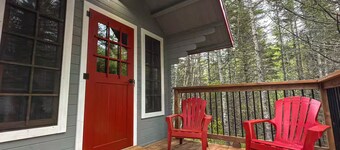 Romantic Nature Stay | Accessible Cabin for 2