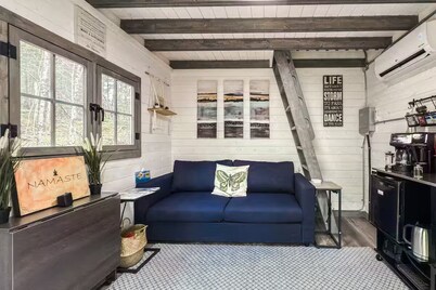 Family Bunkie | Sleeps 4 | Forest Views + Loft