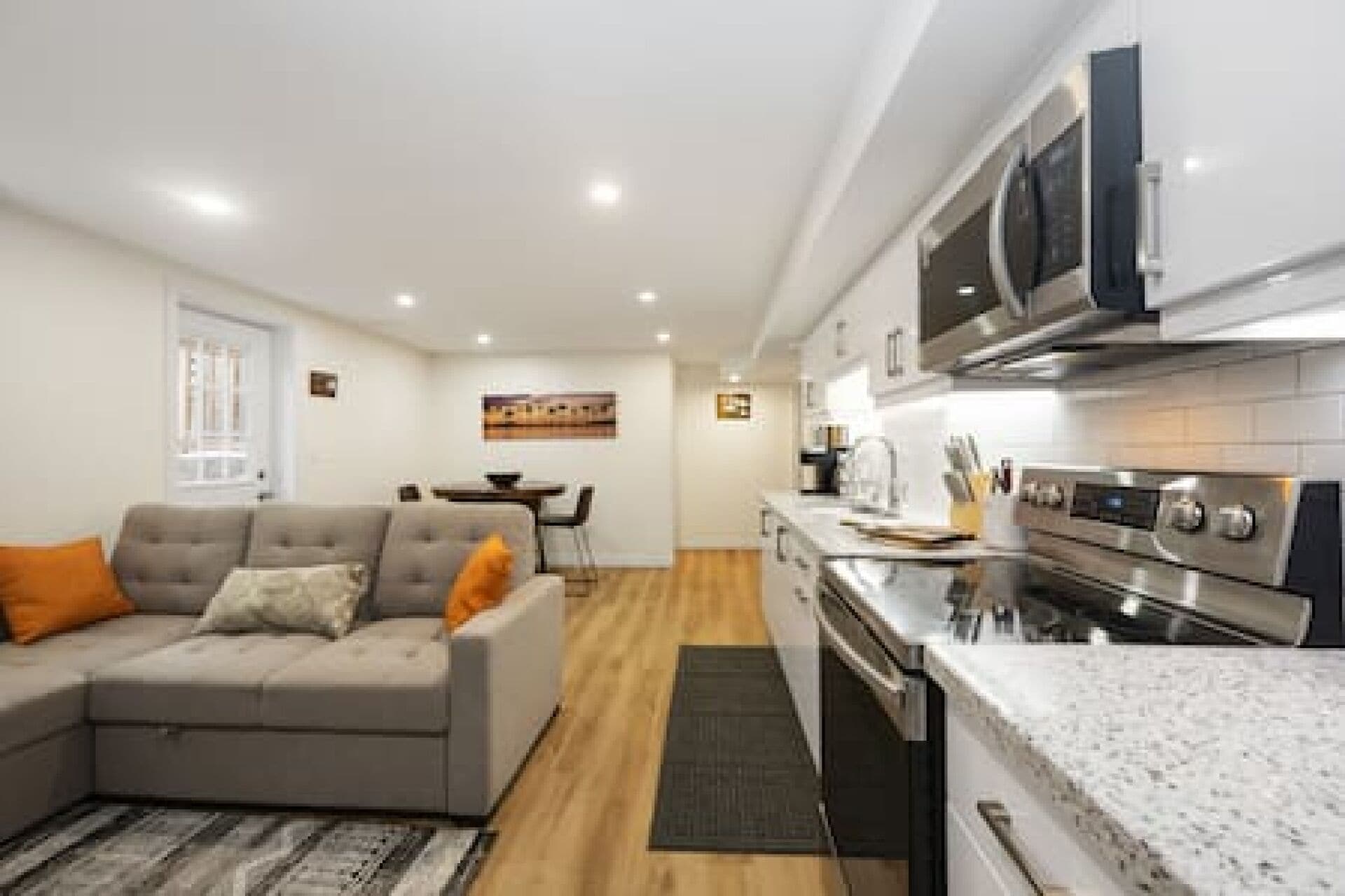 微波炉、烤箱、炉灶