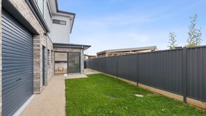 Exterior - Mercer on Port - Your Perfect Portarlington Getaway (Portarlington)