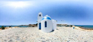 Beach - Villa Melinda: Comfort & Privacy Near the Beach (Protaras)
