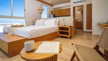 Desk, iron/ironing board, WiFi, bed sheets