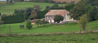 Gîte "Montana" Home Sweet Vosges. Detached country house with garden.