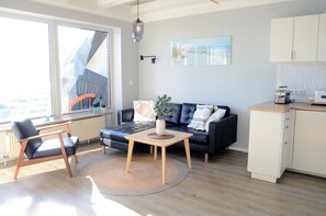 TV, DVD player, stereo - Relax at Quartier Meerblick - your vacation right by the sea! (Fehmarn)