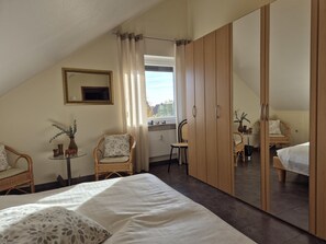 3 bedrooms - Enjoy your perfect time-out in our charming vacation apartment! (Fehmarn)