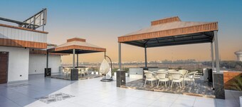 Madhuram Inn