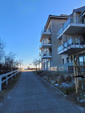 Property grounds - Inseloase vacation apartment on Fehmarn: first-class location right by the sea (Fehmarn)
