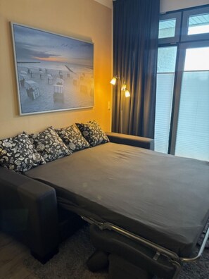Room - Inseloase vacation apartment on Fehmarn: first-class location right by the sea (Fehmarn)