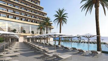 Indoor pool, 2 outdoor pools